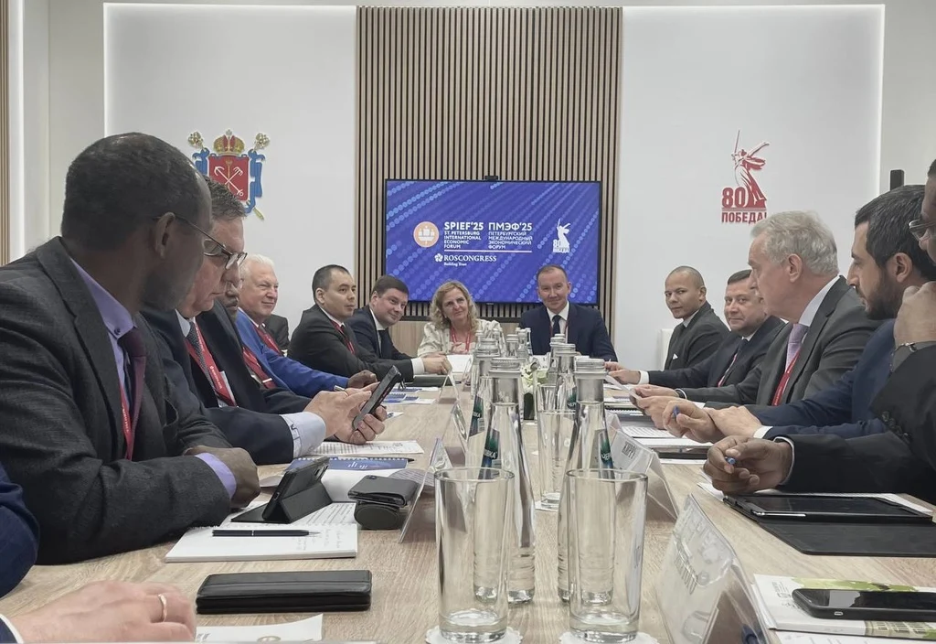 La table ronde « Fonds d’or » Russie–Afrique au SPIEF 2025.